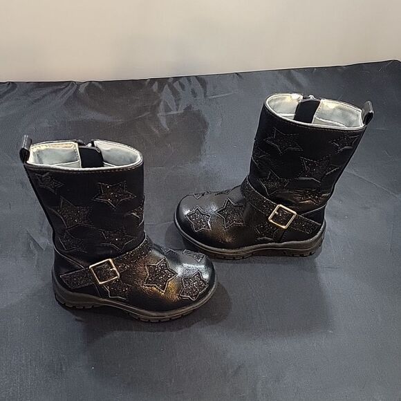 BRAND NEW KENNETH COLE REACTION UNISEX-CHILD DOLLY STAR-T - Picture 11 of 16